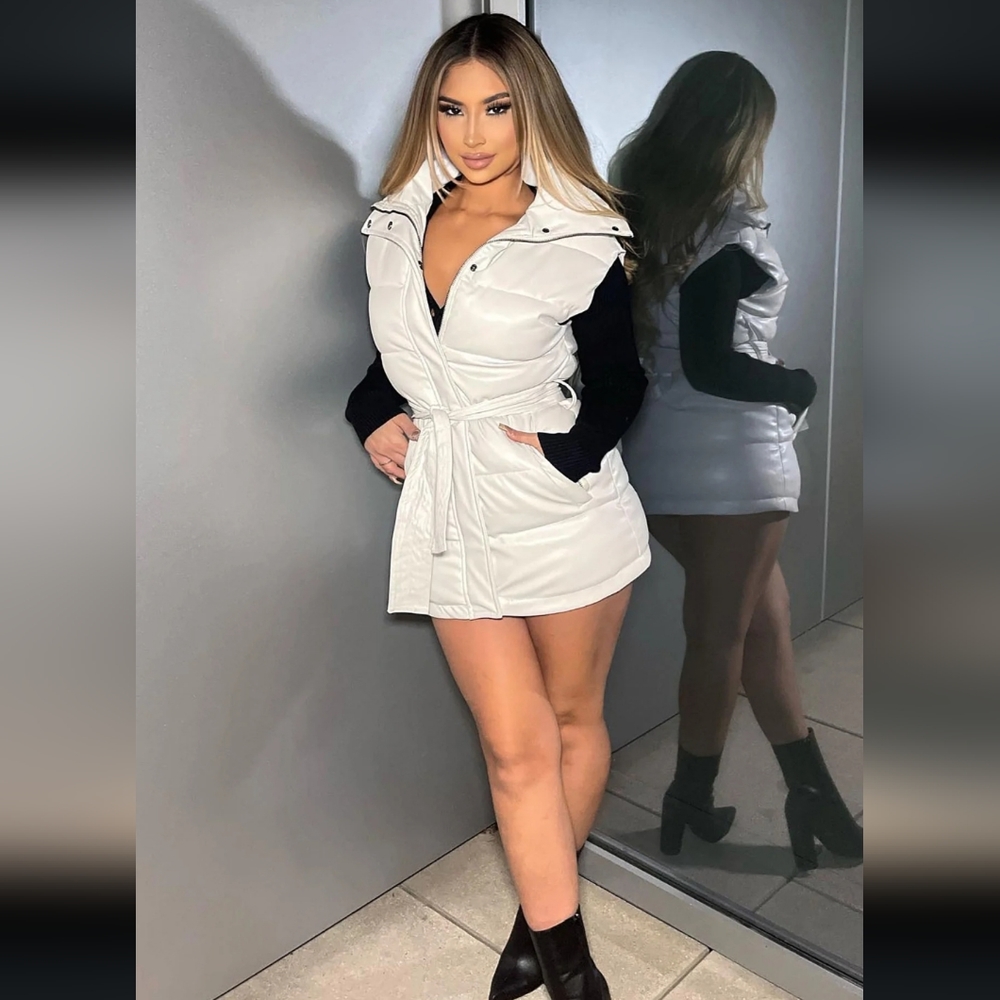 Blade puffer vest white